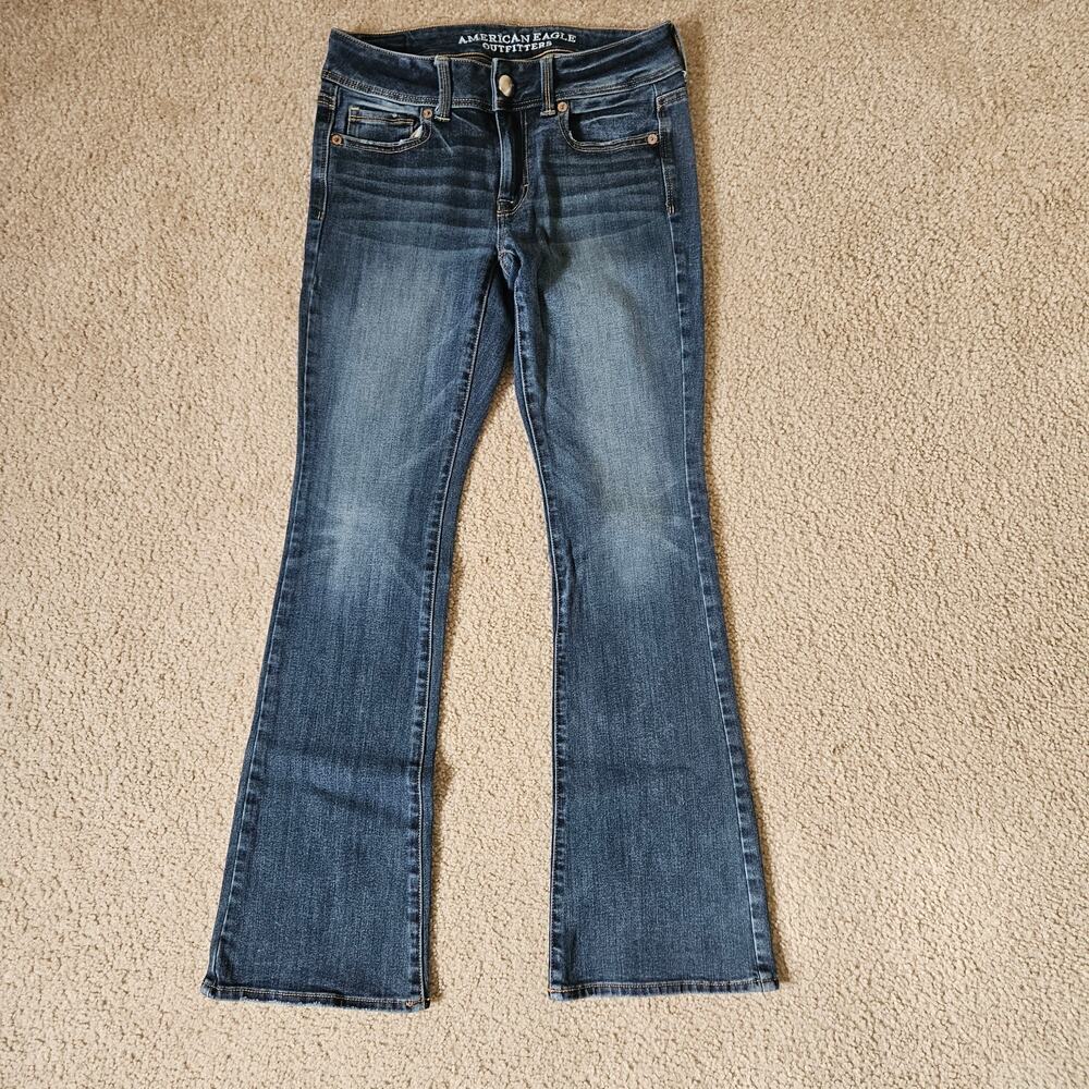 American Eagle AE Low-Rise Kick Bootcut Jean 0S